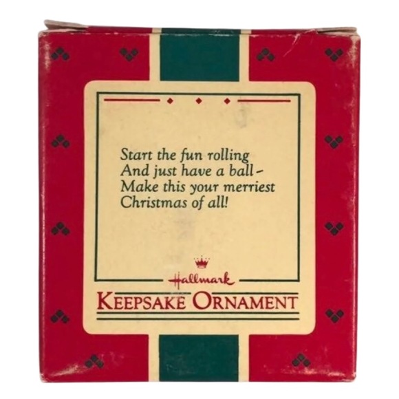 Hallmark Soccer Beaver 1985 Ornament - Picture 4 of 4